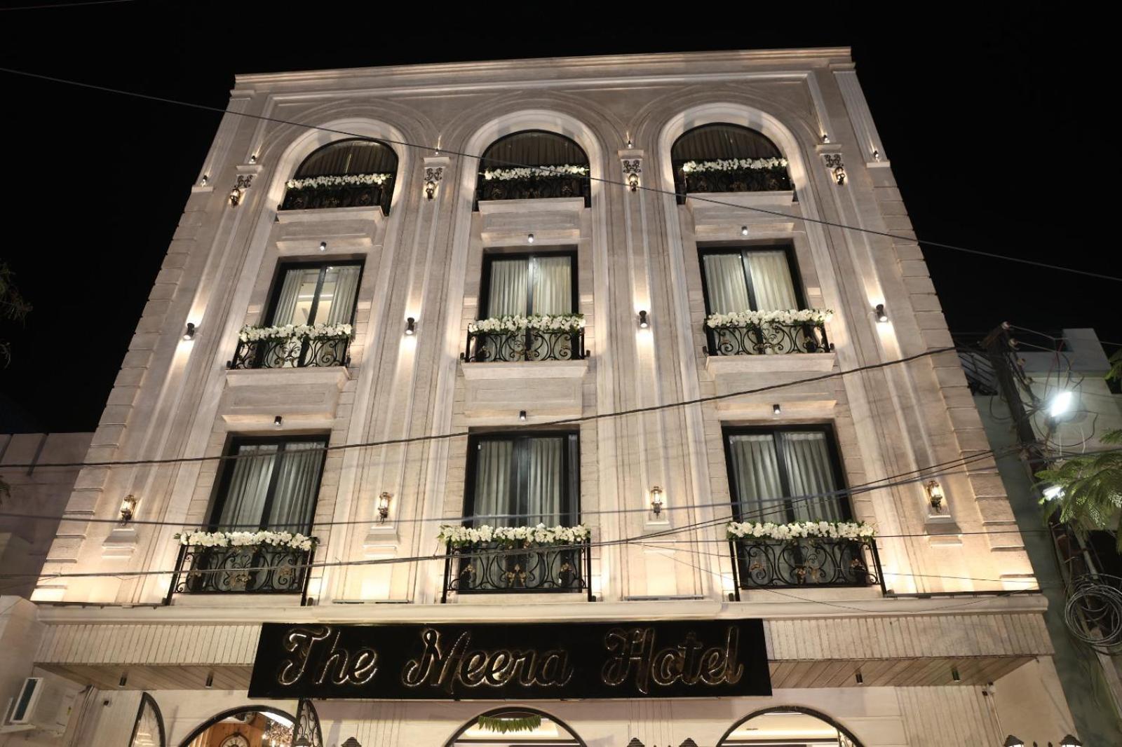 The Meera Hotel Ujjain Exteriör bild